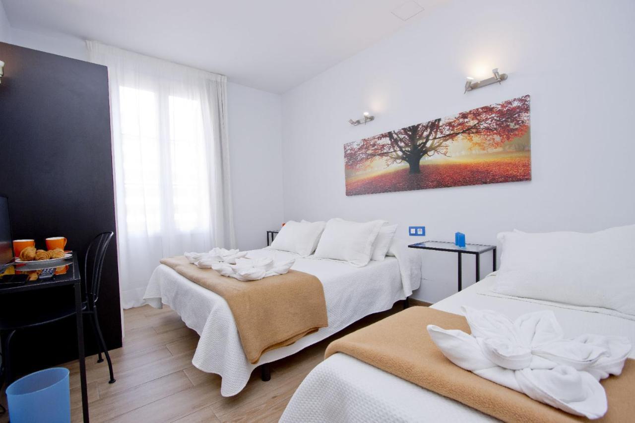 Barcelona City Hotel Luaran gambar