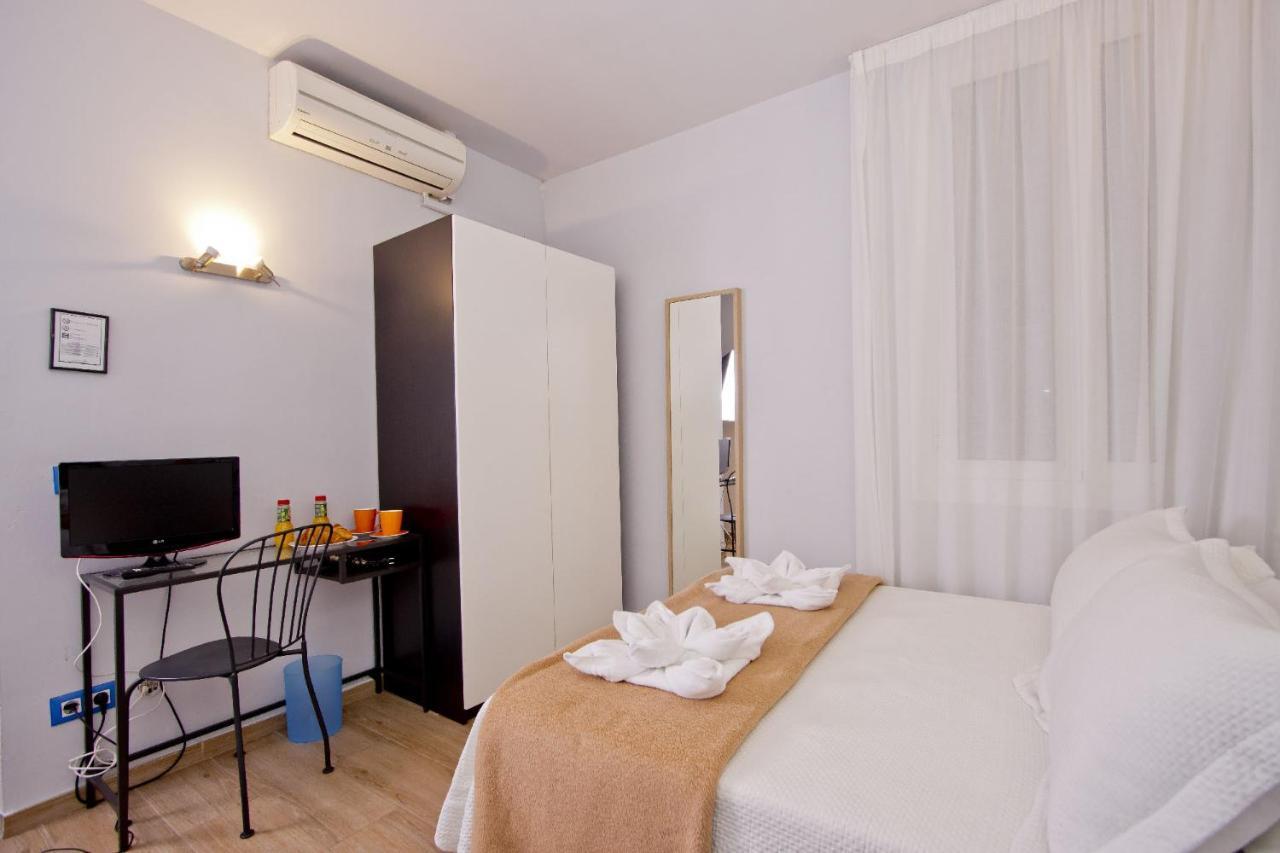 Barcelona City Hotel Luaran gambar