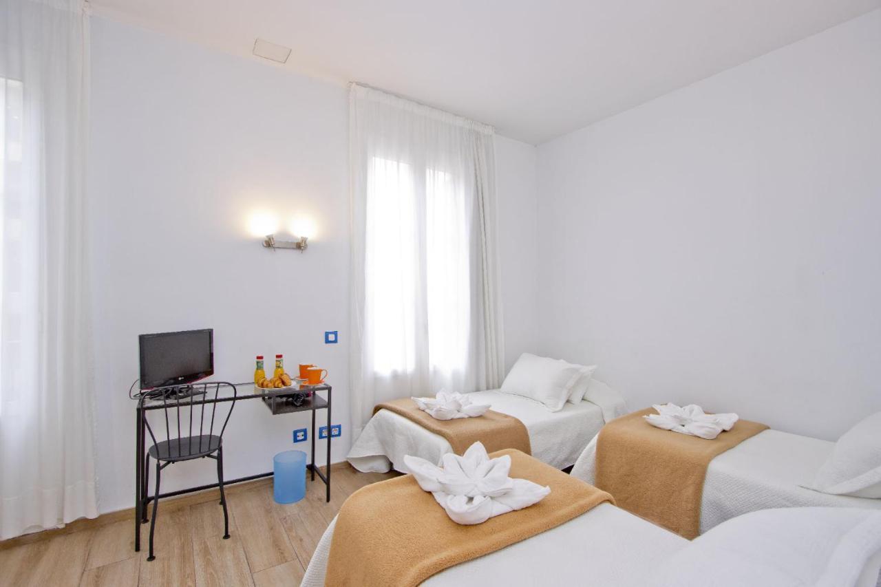 Barcelona City Hotel Luaran gambar