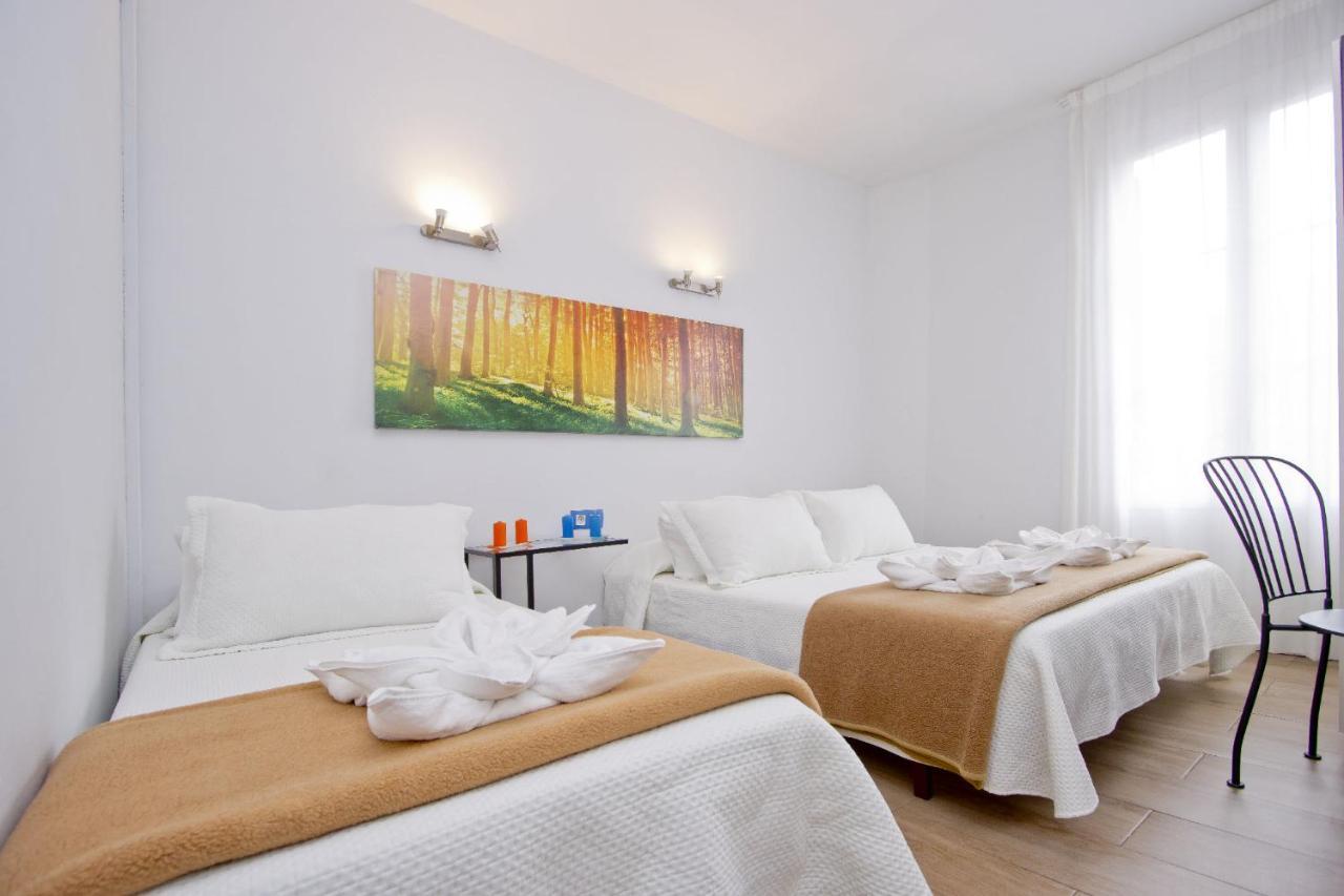 Barcelona City Hotel Luaran gambar