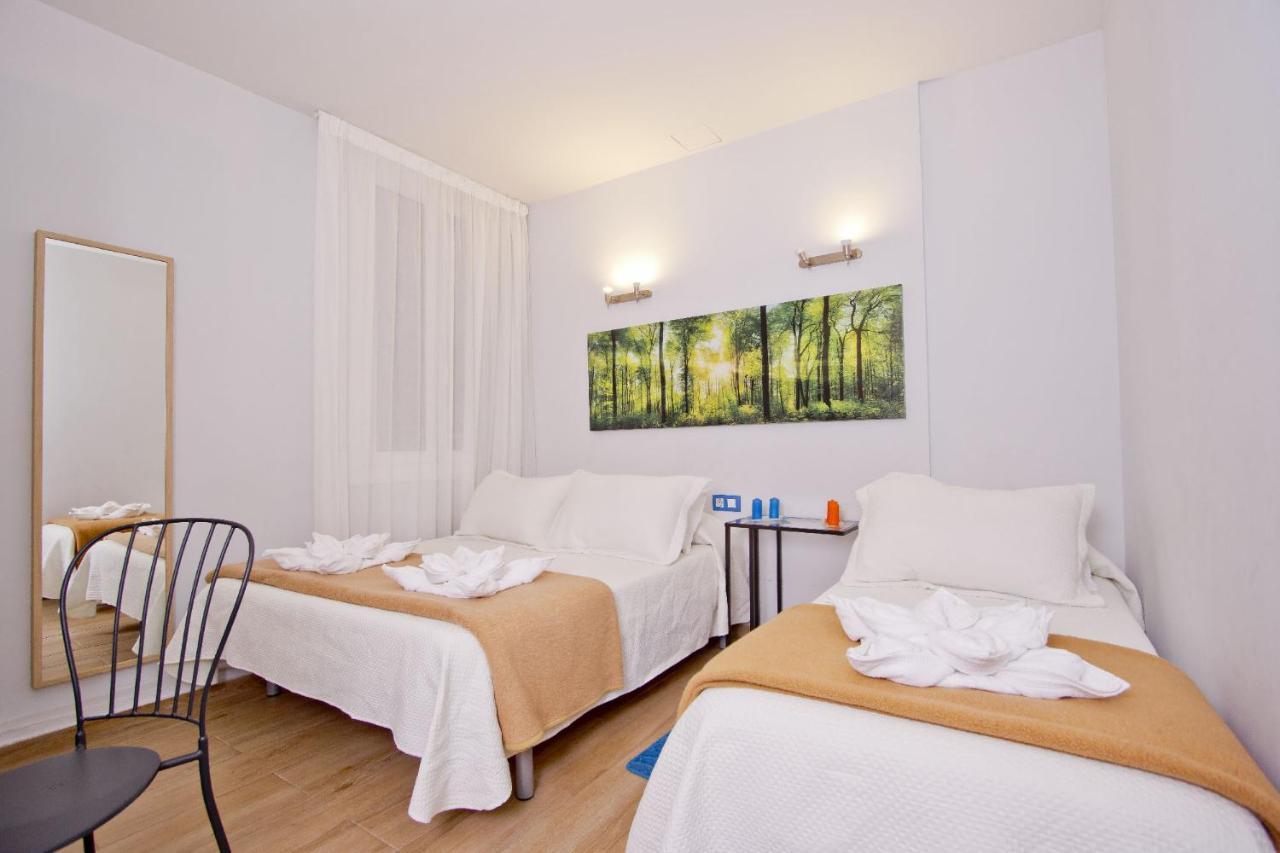 Barcelona City Hotel Luaran gambar