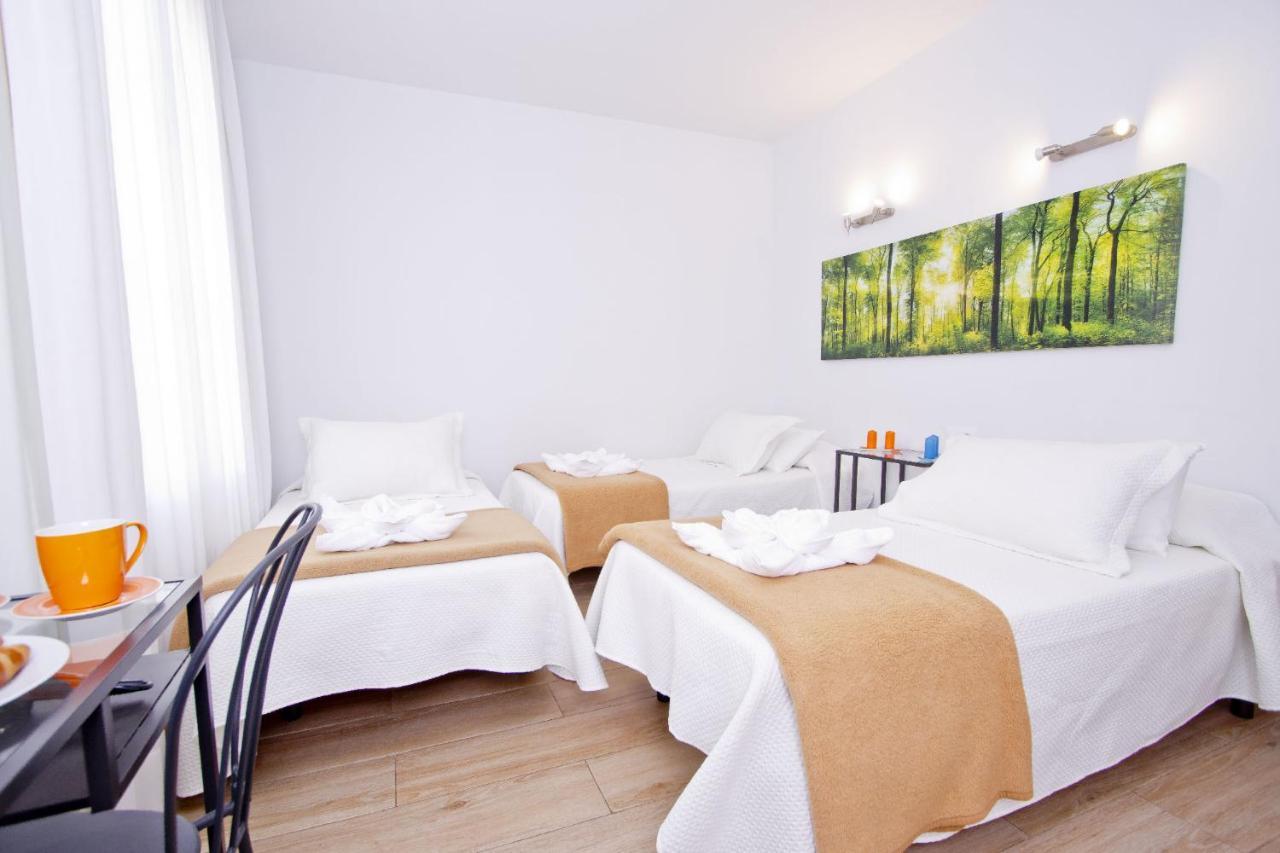 Barcelona City Hotel Luaran gambar
